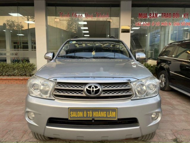 Bán ô tô Toyota Fortuner đời 2009, màu bạc