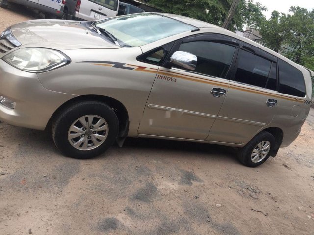 Cần bán gấp Toyota Innova năm sản xuất 2008 còn mới