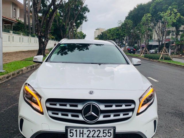 Bán Mercedes GLA200 đời 2019, màu trắng, nhập khẩu 0