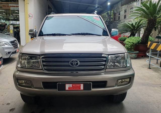 Cần bán Toyota Land Cruiser đời 2005, màu vàng cát, nhập khẩu 0