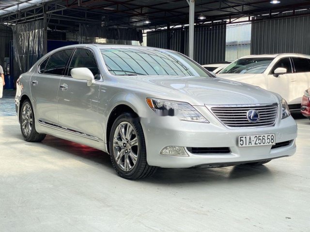 Xe Lexus LS năm sản xuất 2007, xe nhập còn mới0