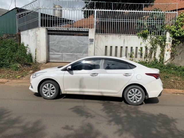 Bán xe Hyundai Accent sản xuất 2019, giá chỉ 395 triệu