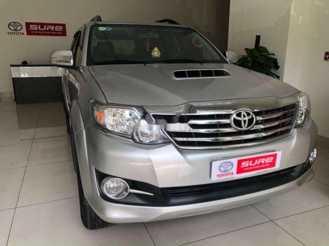 Cần bán lại xe Toyota Fortuner sản xuất 2016 còn mới