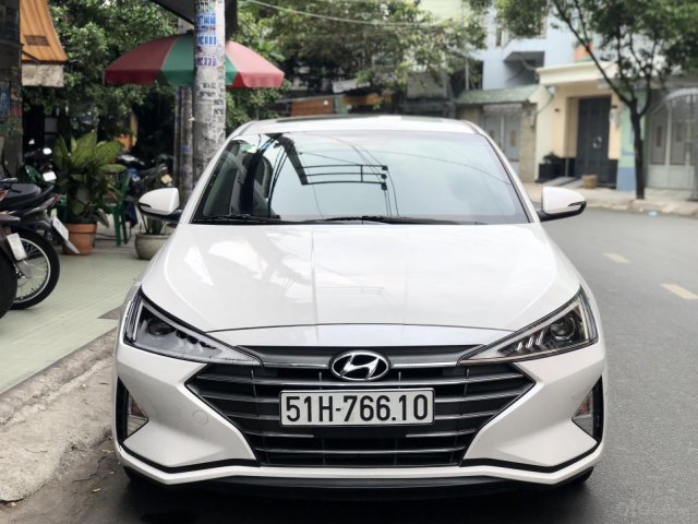 Mới về Hyundai Elantra sản xuất 07/2020 1.6AT, bản GLS, biển số thành phố, siêu lướt0