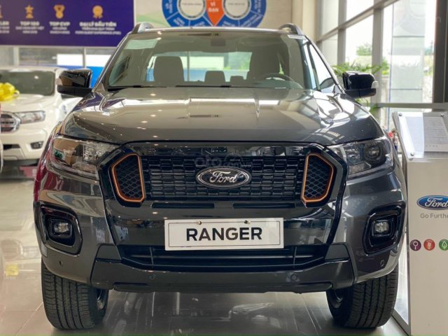 Ford Ranger Wildtrak mới 2021, màu xám cực hiếm tại HCM, khuyến mãi tiền mặt + phụ kiện lên đến 50tr0