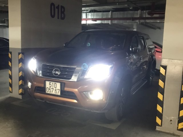 Cần bán Nissan Navara năm 2017, giá thấp, giao nhanh 