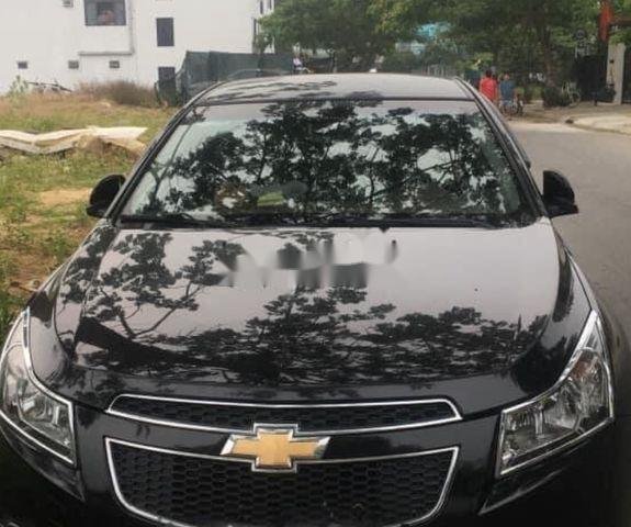 Xe Chevrolet Cruze đời 2015, màu đen còn mới