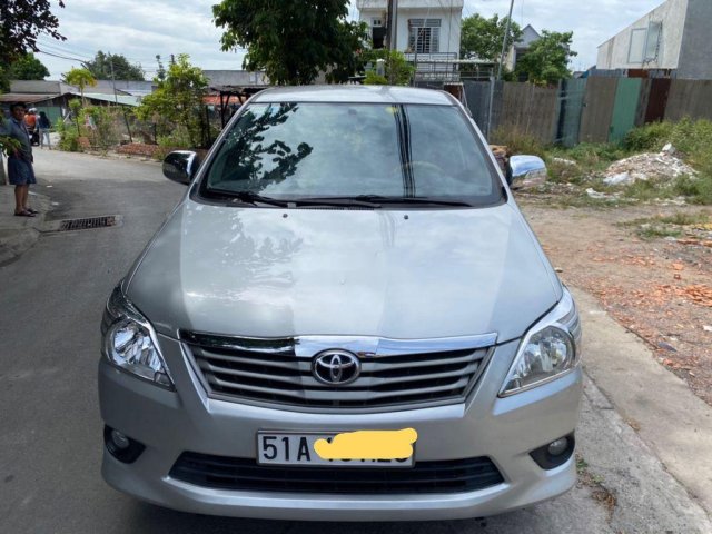 Bán Toyota Innova đời 2012, màu bạc còn mới, giá 289tr