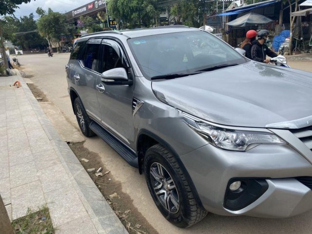 Cần bán Toyota Fortuner sản xuất 2017, xe nhập0