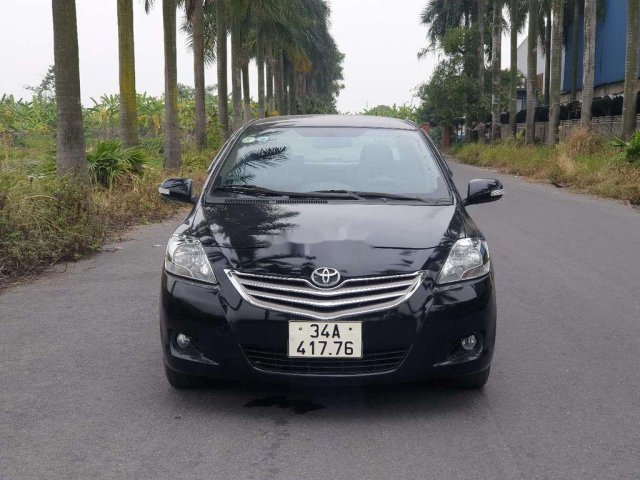 Cần bán xe Toyota Vios đời 2011, màu đen, giá chỉ 210 triệu0