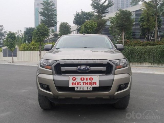 Cần bán xe Ford Ranger XLS 2.2L 4x2 AT 20160