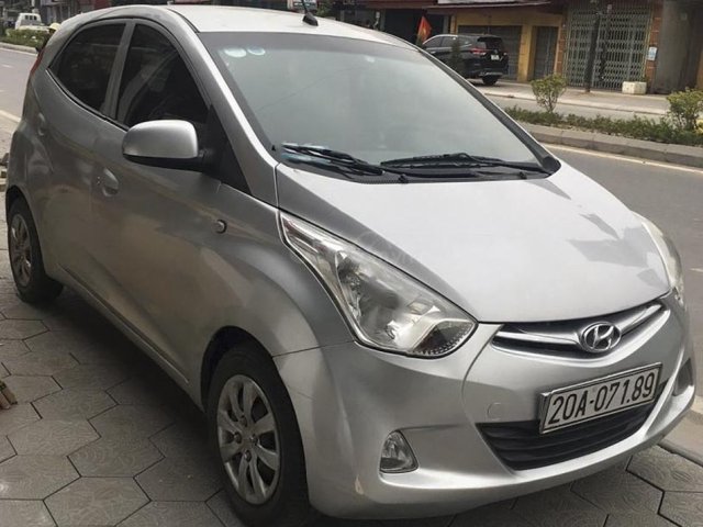 Bán ô tô Hyundai Eon năm 2013, màu bạc, nhập khẩu nguyên chiếc, xe còn mới