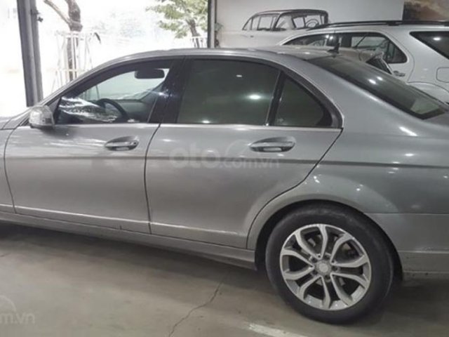 Bán Mercedes C250 năm sản xuất 2010, giá 450tr0