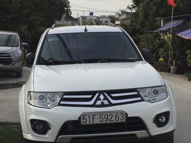 Bán Mitsubishi Pajero Sport 4x2 MT sản xuất 2016, màu trắng, giá chỉ 510 triệu0