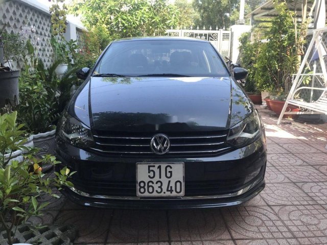 Cần bán lại xe Volkswagen Polo đời 2016, màu đen, nhập khẩu 