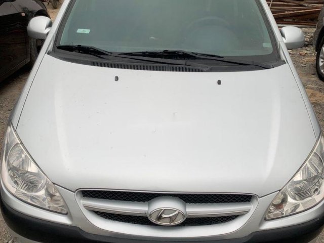 Cần bán xe Hyundai Click sản xuất năm 2008, màu bạc0