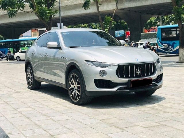 Bán Maserati Levante đời 2017, màu bạc, nhập khẩu nguyên chiếc0