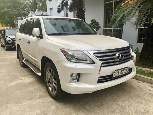 Cần bán Lexus LX 570 sản xuất năm 2012, màu trắng, xe nhập