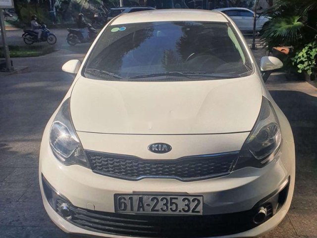 Bán Kia Rio sản xuất năm 2015, màu trắng, nhập khẩu 0