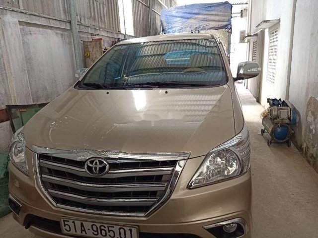 Cần bán xe Toyota Innova sản xuất 2014 còn mới