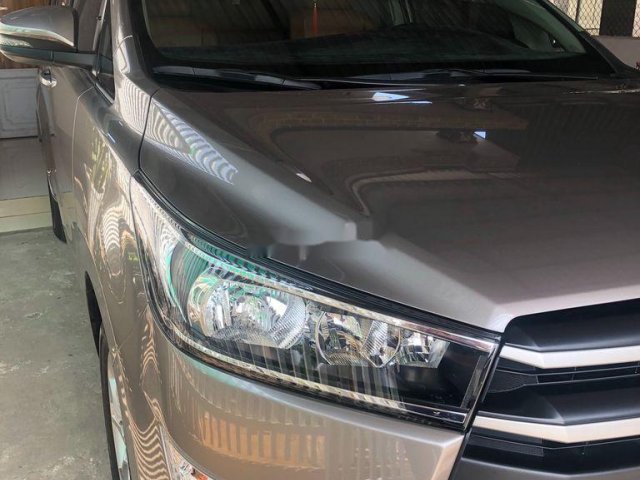 Cần bán xe Toyota Innova năm sản xuất 2019, giá mềm