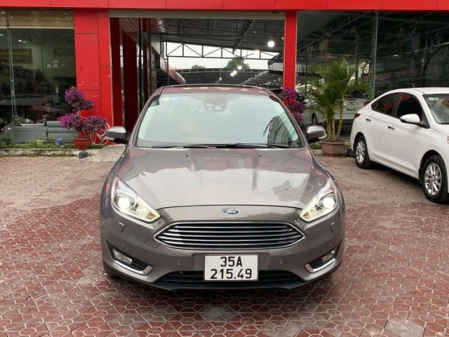 Bán xe Ford Focus năm 2016 giá cạnh tranh0