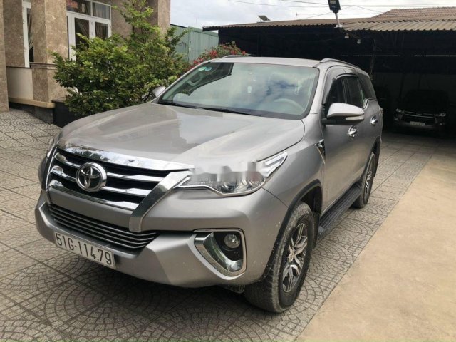 Bán Toyota Fortuner sản xuất năm 2017 còn mới0