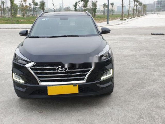 Cần bán Hyundai Tucson sản xuất năm 2019 còn mới, giá tốt0