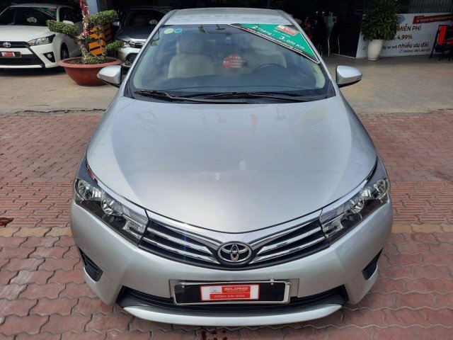 Cần bán Toyota Corolla Altis sản xuất năm 2015 còn mới0