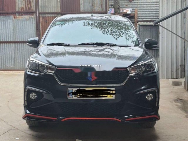 Cần bán lại xe Suzuki Ertiga năm sản xuất 2019, màu đen