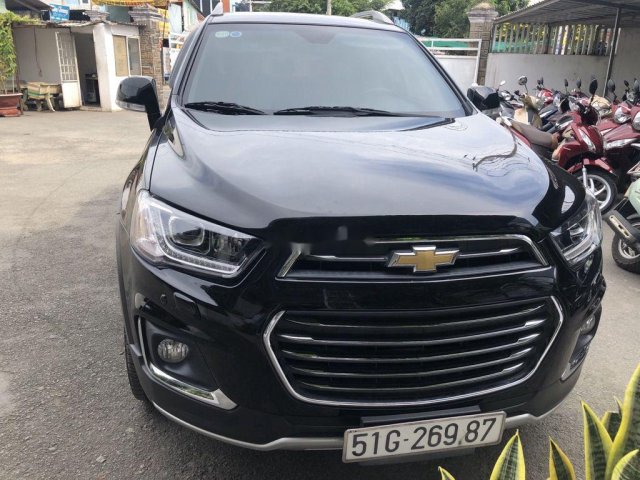 Bán Chevrolet Captiva 2017, màu đen chính chủ 