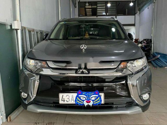 Cần bán lại xe Mitsubishi Outlander 2018, màu xám còn mới, giá tốt