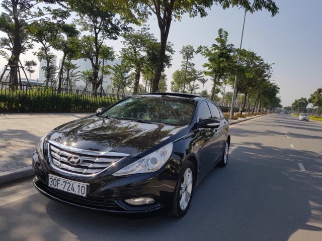 Cần bán Hyundai Sonata 2010, đi 80000km, biển Hà Nội, giá 430tr- hỗ trợ trả góp lãi suất ưu đãi