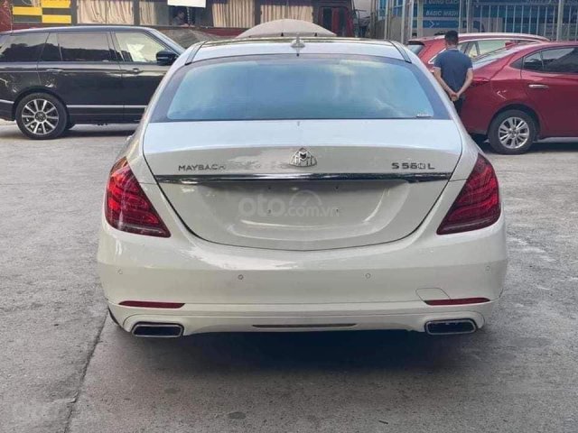 Bán gấp chiếc xe sang Mercedes-Benz Maybach S560L sản xuất 20170