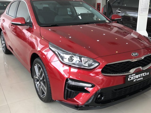 Kia Cerato 2021 - Bản tiêu chuẩn màu đỏ - có xe giao ngay - cũng ưu đãi quà tặng đi kèm