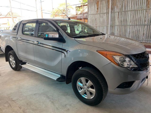 Xe Mazda BT 50 sản xuất năm 2015, màu bạc0