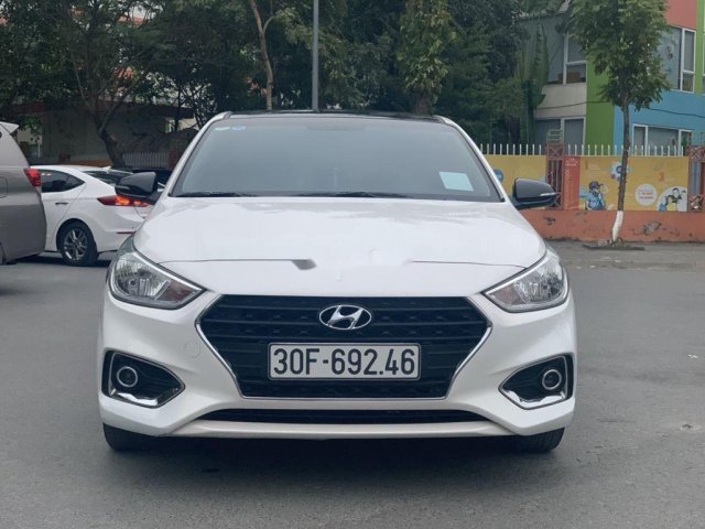 Bán Hyundai Accent đời 2019, màu trắng chính chủ0