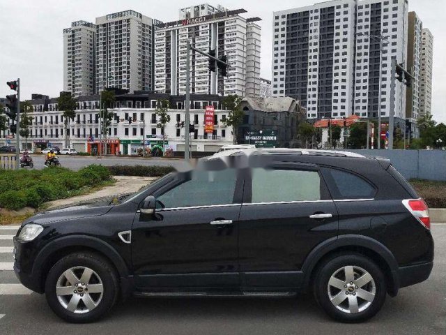 Xe Chevrolet Captiva năm sản xuất 2008, màu đen