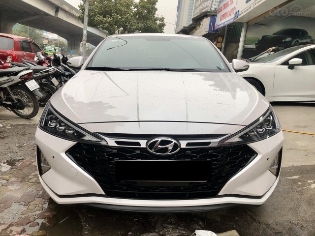 Bán xe Hyundai Elantra 1.6 Turbo 2019 đi 25000km, giá 722 triệu0