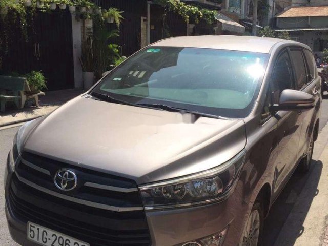 Cần bán gấp Toyota Innova năm 2017, xe nhập còn mới, giá chỉ 575 triệu