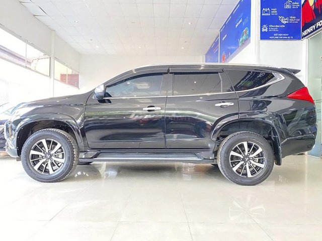 Cần bán lại xe Mitsubishi Pajero Sport sản xuất năm 2019, màu đen, nhập khẩu nguyên chiếc còn mới, 950 triệu0