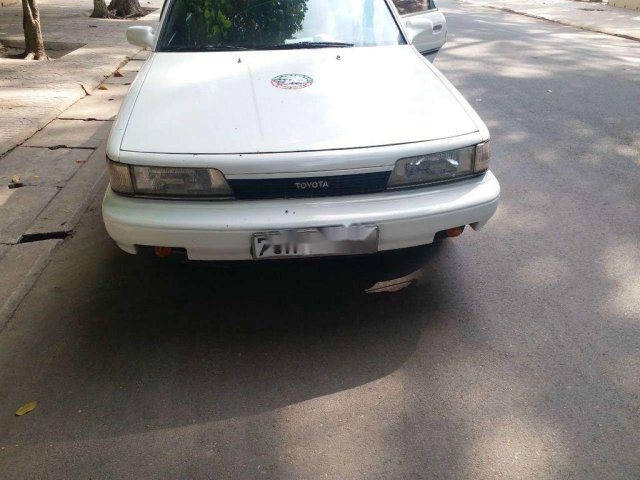 Xe Toyota Camry năm sản xuất 1988, nhập khẩu nguyên chiếc còn mới0