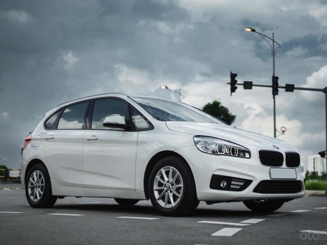 BMW 2 Series 218i Active Tourer - 1 chủ từ đầu giá siêu đẹp có thương lượng