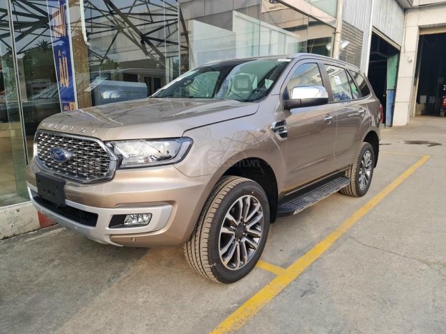 Ford Everest Titanium 4x2 sẵn xe, giao ngay trong tháng 1/202, cam kết giá chính xác nhất