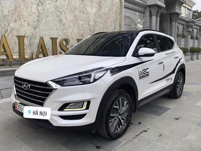 Cần bán Hyundai Tucson sản xuất 2020, màu trắng chính chủ, giá chỉ 910 triệu0