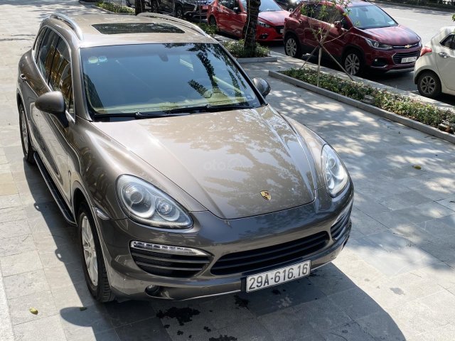 Cần bán xe Porsche Cayenne bản full0