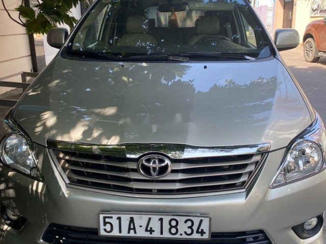 Bán ô tô Toyota Innova sản xuất năm 2012 còn mới