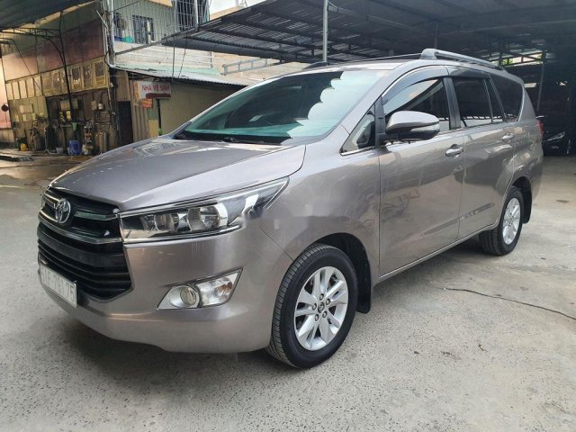 Cần bán xe Toyota Innova năm sản xuất 2016 còn mới giá cạnh tranh