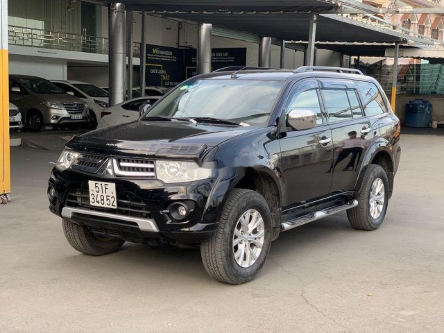 Bán xe Mitsubishi Pajero Sport 2014, màu đen, giá tốt0