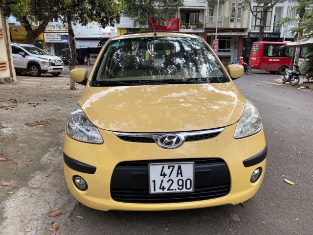 Cần bán xe Hyundai Grand i10 sản xuất năm 2010, xe nhập còn mới0